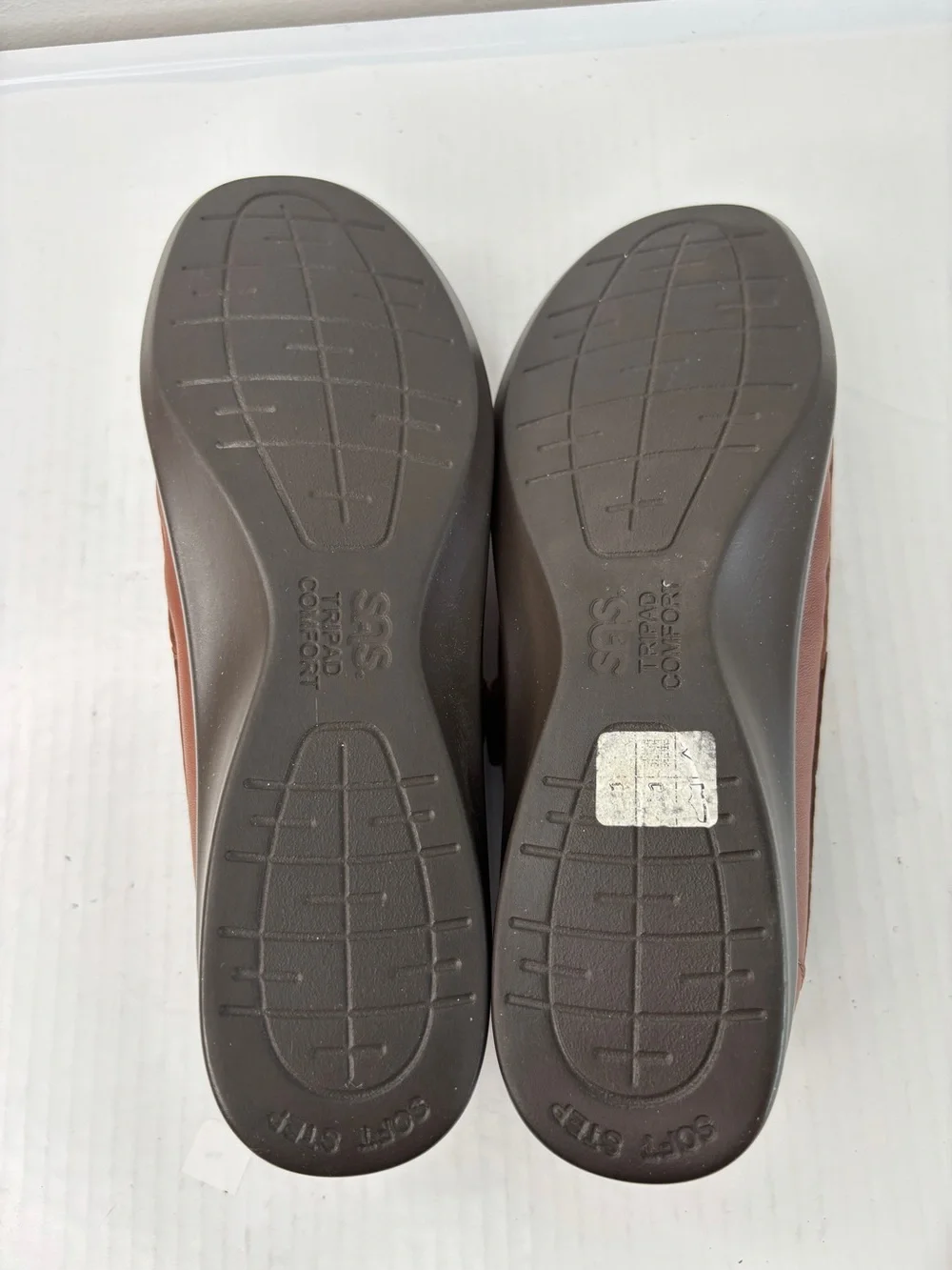 SAS Roamer Tripad Comfort Mary Jane Womens Shoe Sz 9 SLIM Brown Leather T Strap